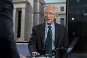 梦见香菜宏观经济学教授兼实践者Stanley Fisher逝世 曾培养全球多位经济决策者